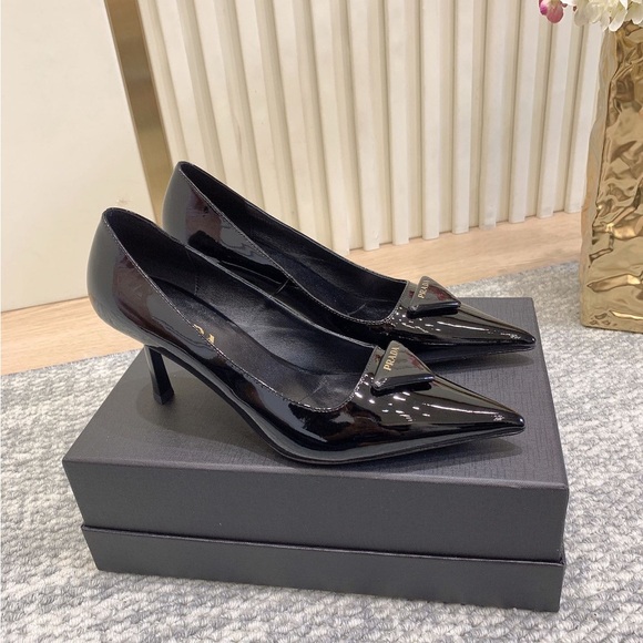 Prada Women\'s Glossy Black Heels main image 2